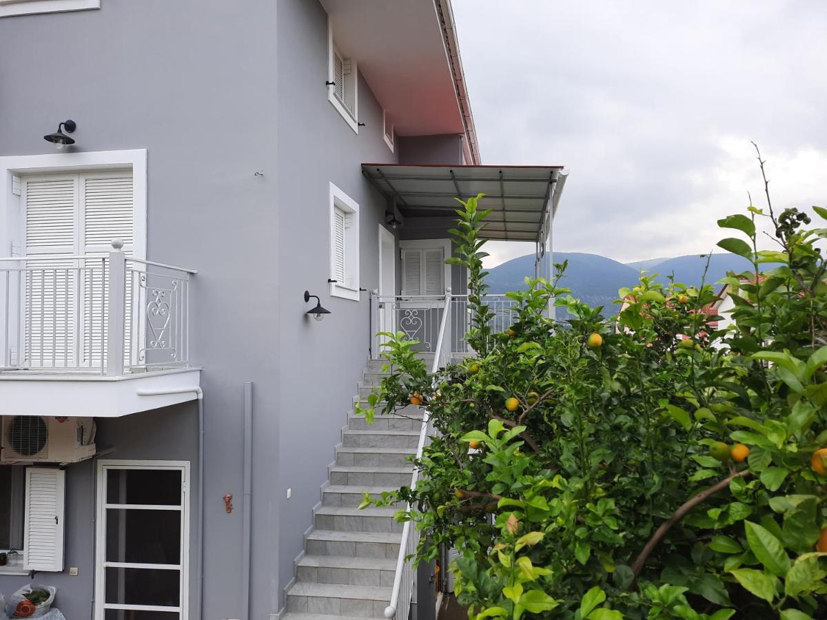 Nick & Jerry Apartment Grizata Luaran gambar